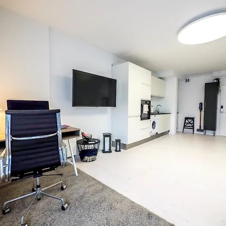 아파트 Central Location, Newly Renovated, Feeling